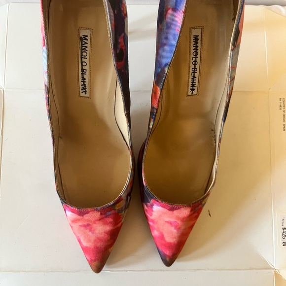 Manolo Blahnik floral heels - Picture 3 of 3